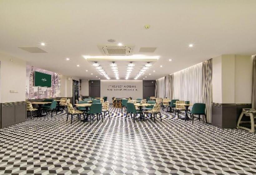 City Comfort Premier Hotel Zhaoqing East Station New District Sports Center Yanyang Lake