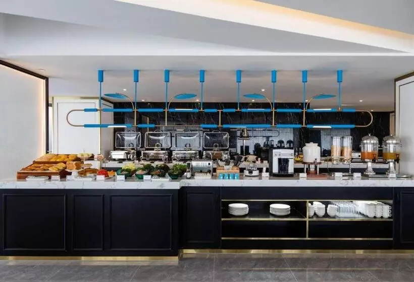 希岸deluxe酒店中山西区兴中广场店