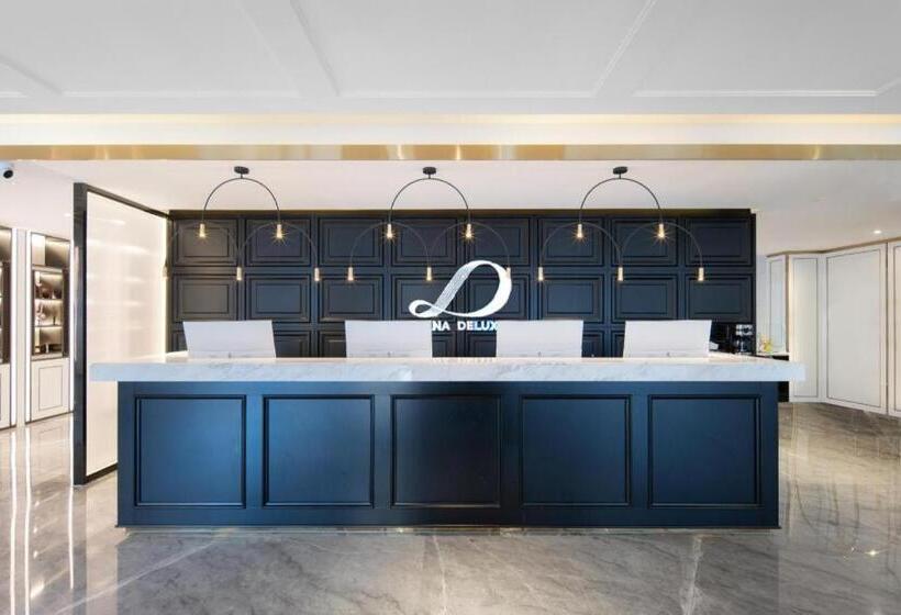 希岸deluxe酒店中山西区兴中广场店