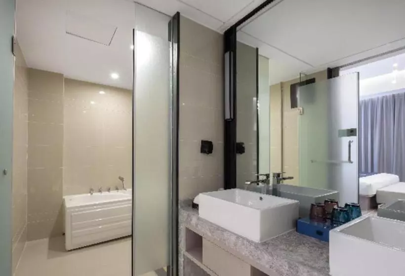Echarm Hotel Haikou Yehai Avenue Airport