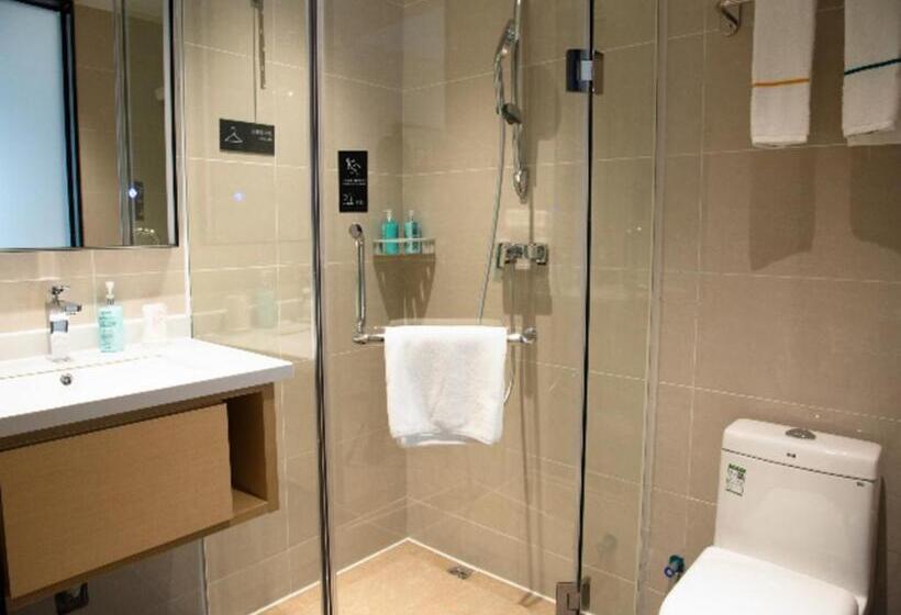 Hotel City Comfort Inn Baise High Speed Railway Station Exit