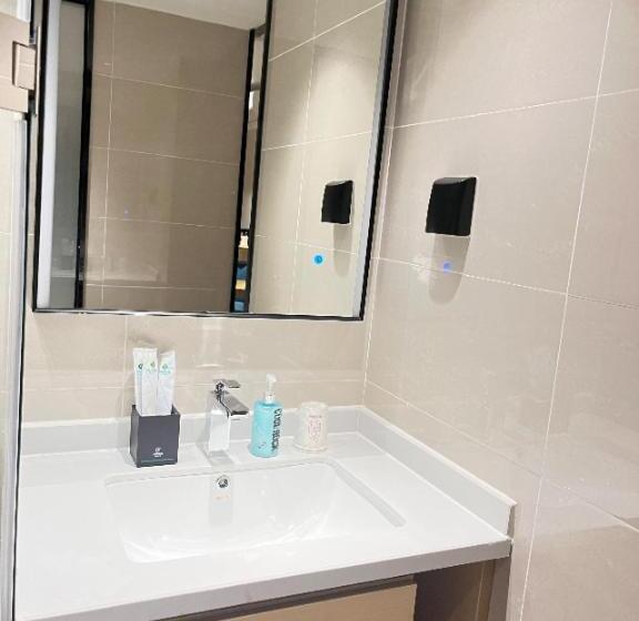 Hotel City Comfort Inn Baise High Speed Railway Station Exit