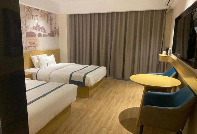 Hotel City Comfort Inn Baise High Speed Railway Station Exit