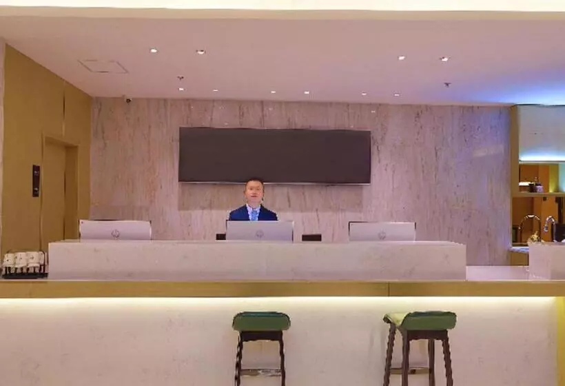 ホテル City Comfort Inn Golmud City Hall Yanhu Square