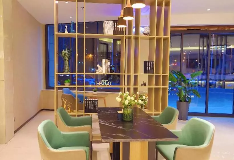 ホテル City Comfort Inn Golmud City Hall Yanhu Square