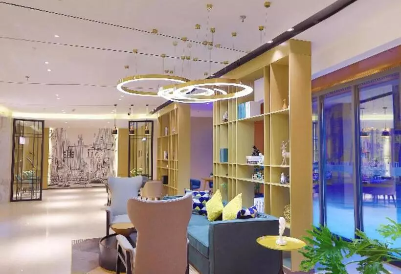 ホテル City Comfort Inn Golmud City Hall Yanhu Square