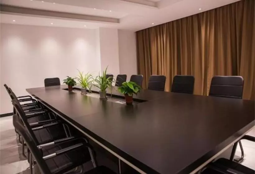 ホテル City Comfort Inn Qichun Experimental Middle School