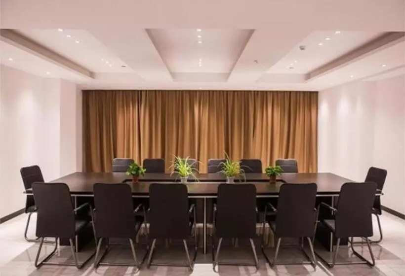 ホテル City Comfort Inn Qichun Experimental Middle School