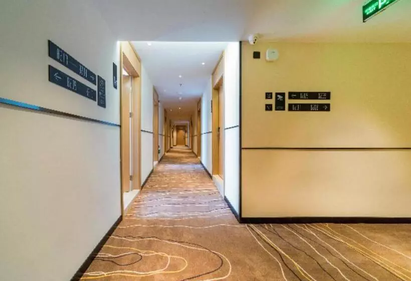 Hotelli City Comfort Inn Qingyuan Yingde Heping North Road