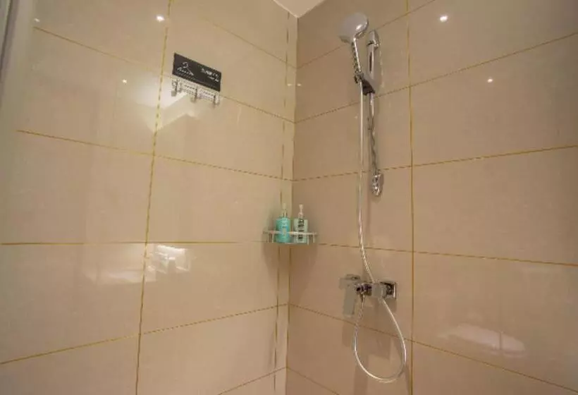 ホテル City Comfort Inn Zhuji Xishi Theater Yongli Plaza