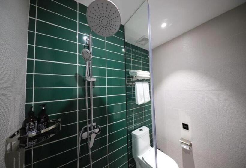 Otel Green Tree Inn Guangxi Wuzhou 2nd Xinxing Road Liangguang Market