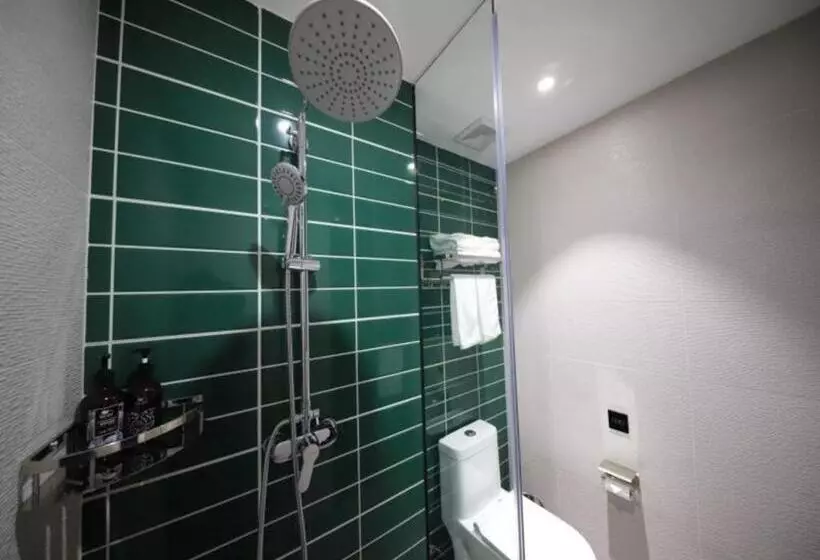 ホテル Green Tree Inn Guangxi Wuzhou 2nd Xinxing Road Liangguang Market