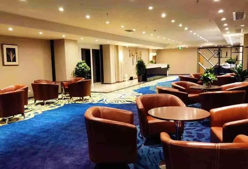 Super 8 Hotel Premier Meishan Pengshan District Linjiang Fengjing