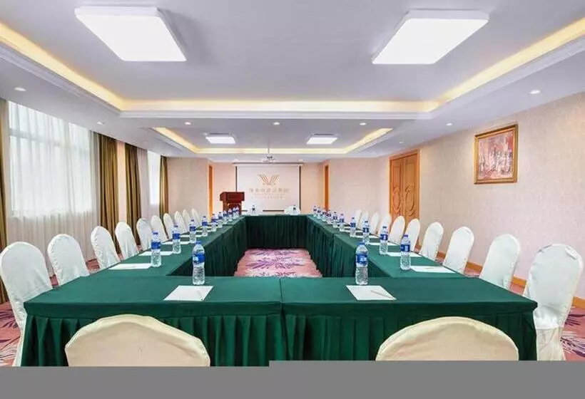 Vienna Hotel Hubei Macheng Cultural Town