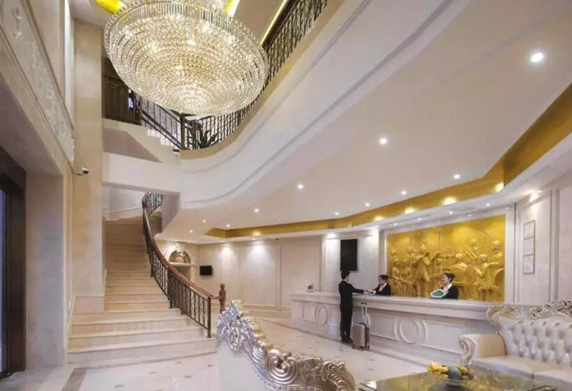 Vienna Hotel Nanchang West Lake Wanda Plaza Guanzhou Metro Station