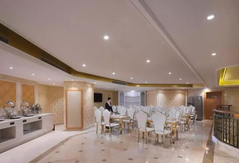 Vienna Hotel Nanchang West Lake Wanda Plaza Guanzhou Metro Station