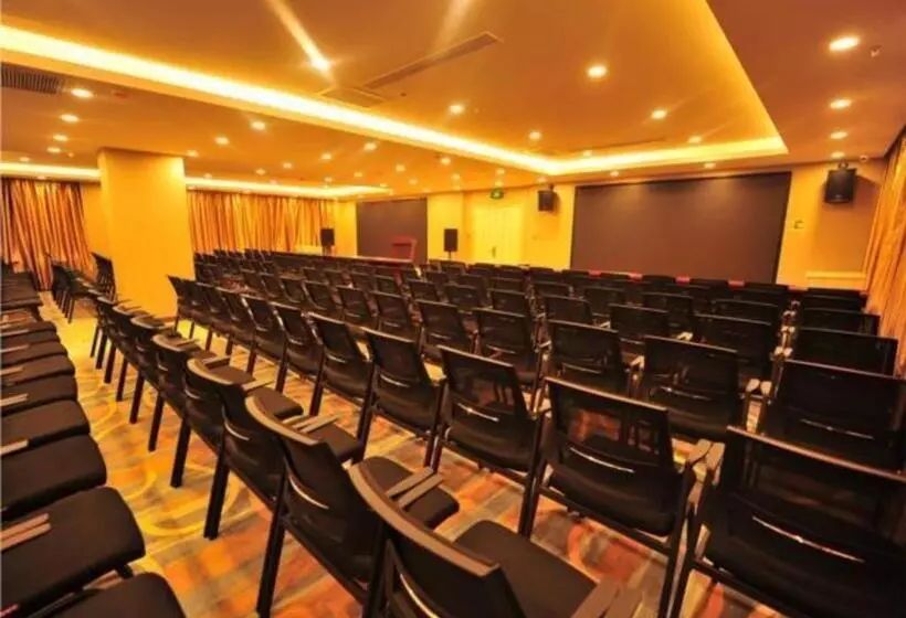 Borrman Hotel Baoding Li County Yongsheng North Street