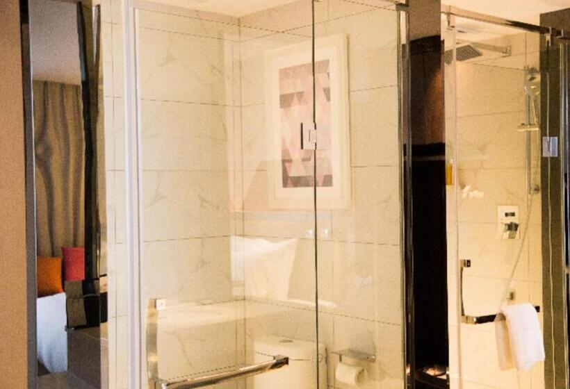 Borrman Hotel Huanggang Wuxue Yuhu Road