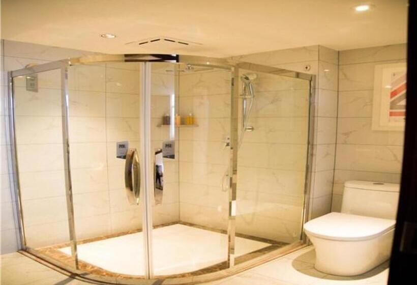 Borrman Hotel Huanggang Wuxue Yuhu Road