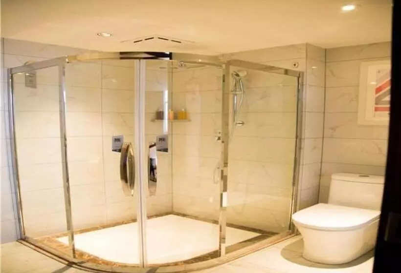 Borrman Hotel Huanggang Wuxue Yuhu Road