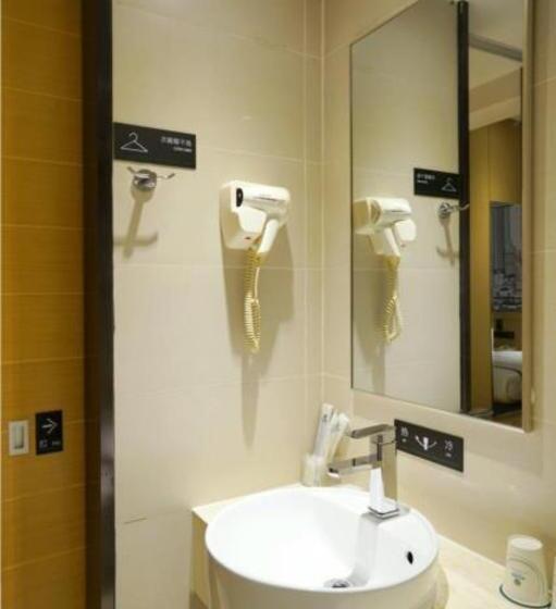 Отель City Comfort Inn Baise Leye