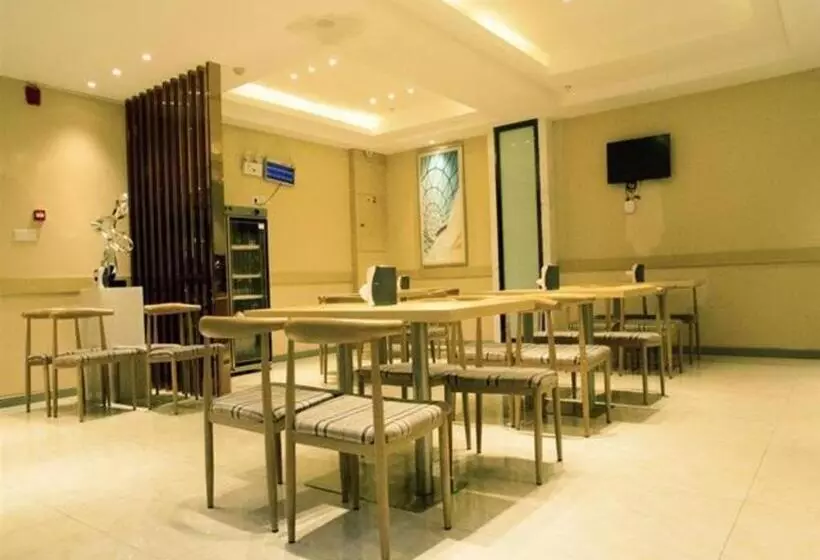 Hotelli City Comfort Inn Ezhou University Lianhuashan