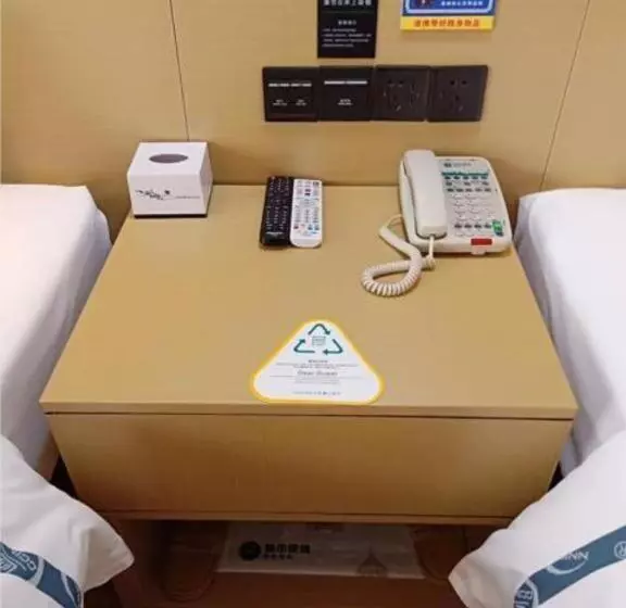 Hotelli City Comfort Inn Hefei Chaohu Huabang Shijia Huayuan