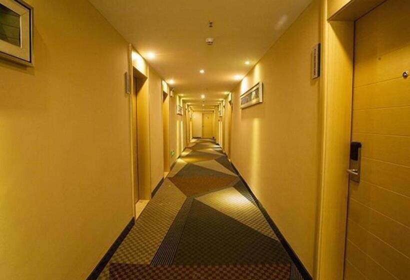 בית מלון כפרי City Comfort Inn Huanggang Huangmei Passenger Station