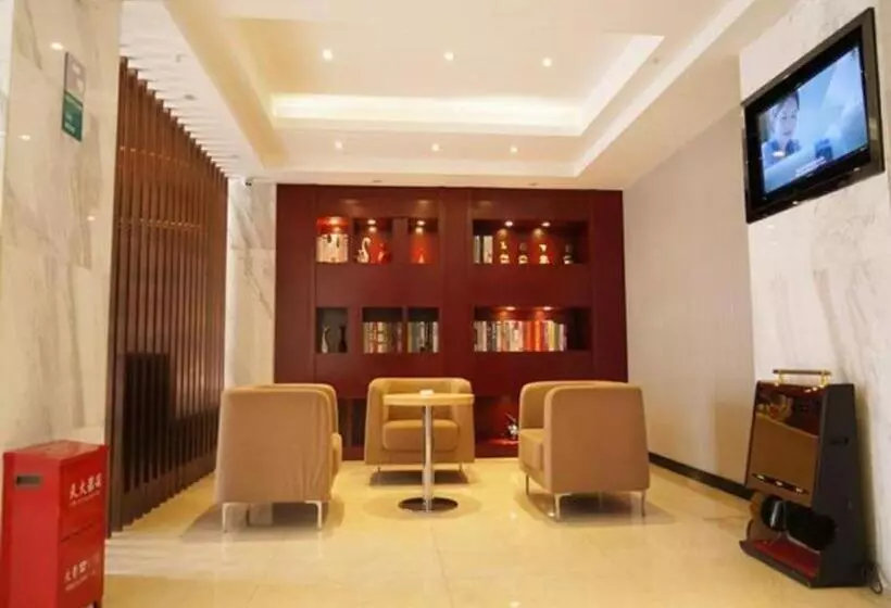 Hotelli City Comfort Inn Huanggang Huangmei Passenger Station