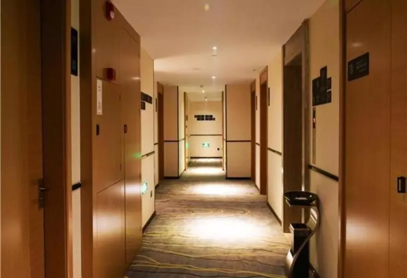 Hotelli City Comfort Inn Huanggang Macheng City Mo Ercheng