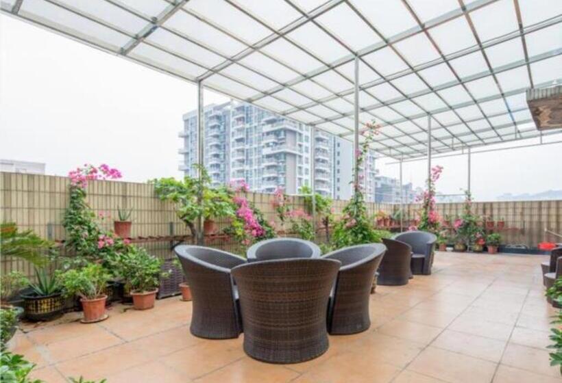 Отель City Comfort Inn Humen High Speed Railway Station Wanda Plaza