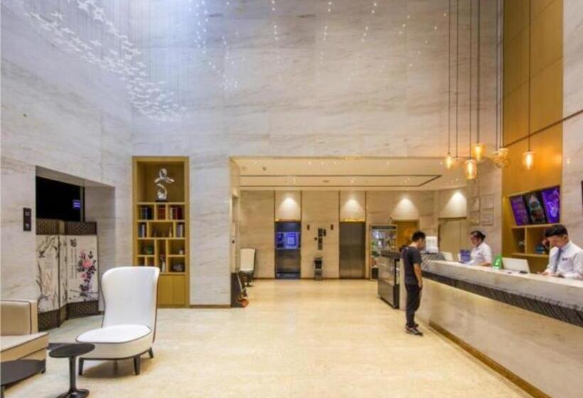 Отель City Comfort Inn Humen High Speed Railway Station Wanda Plaza