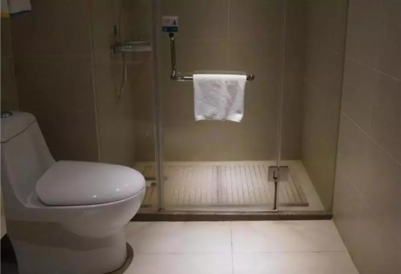 Hotelli City Comfort Inn Ji An Railway Station Jinggangshan University