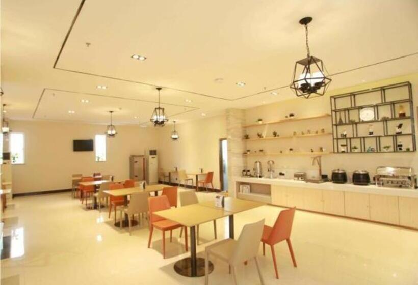 בית מלון כפרי City Comfort Inn Jiangmen Pengjiang Hetang Central Plaza