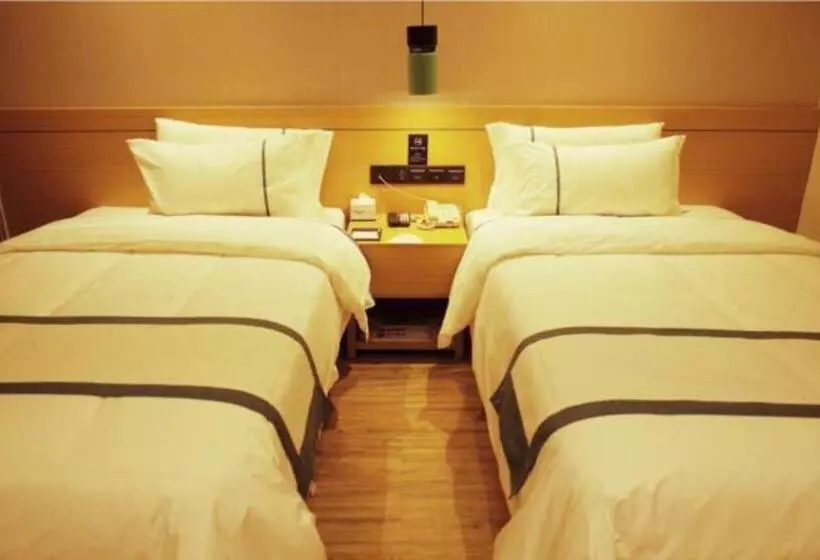 Hotelli City Comfort Inn Jingdezhen Walking Street Yuyaochang
