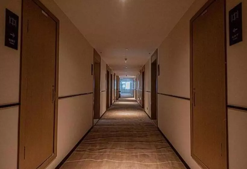 Hotelli City Comfort Inn Loudi High Speed Railway South Station Municipal Government