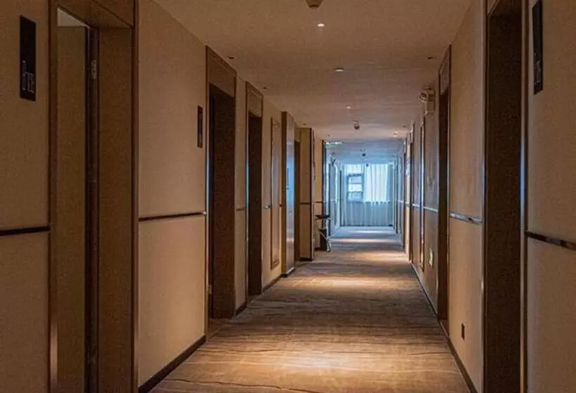 Hotelli City Comfort Inn Loudi High Speed Railway South Station Municipal Government