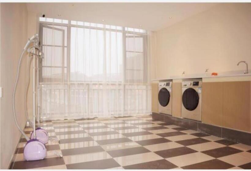 Отель City Comfort Inn Neijiang Zizhong Wuguan