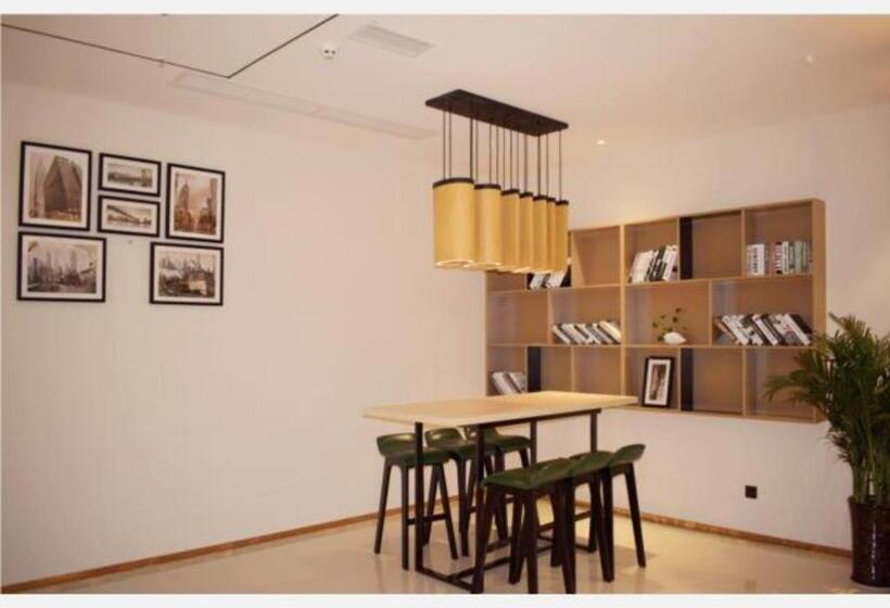 Отель City Comfort Inn Neijiang Zizhong Wuguan