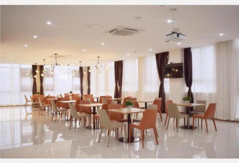 Отель City Comfort Inn Neijiang Zizhong Wuguan