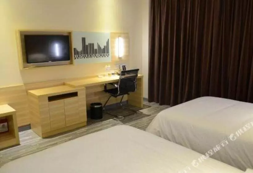 هتل City Comfort Inn Wuhan Dream Times Jiedaokou