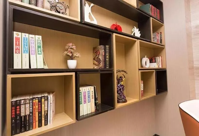 Hotelli City Comfort Inn Xiangyang Hangkong Road