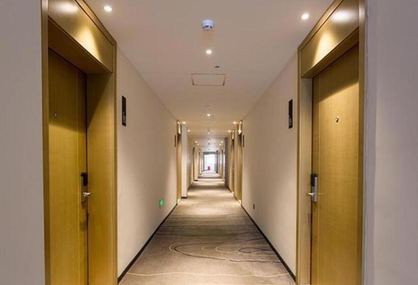 בית מלון כפרי City Comfort Inn Xiangyang Hangkong Road