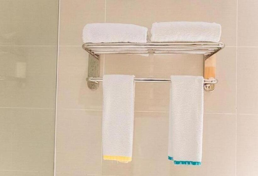 فندق City Comfort Inn Zhanjiang Wuchuan Aoyuan Plaza