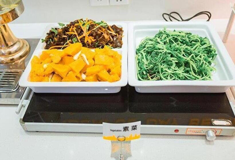 فندق City Comfort Inn Zhanjiang Wuchuan Aoyuan Plaza