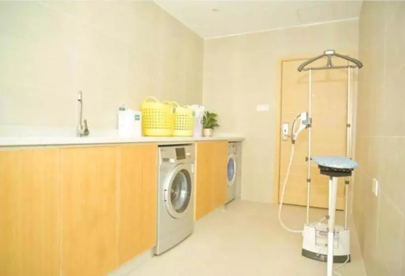 Hotelli City Comfort Inn Zhongshan Xiaolan Xinduhui Gymnasium