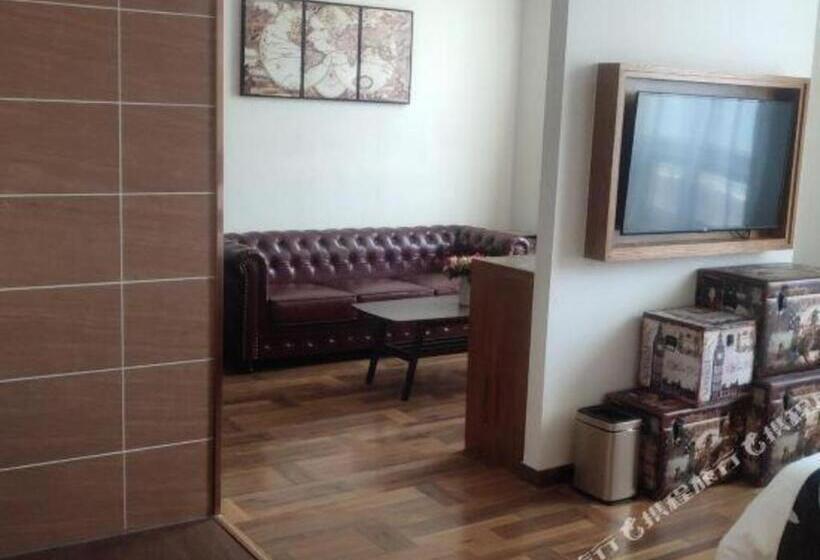 Hotel James Joyce Coffetel Beijing Conference Center Wangjing Laiguangying