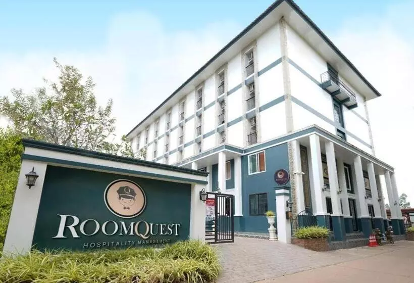 Hotelli Roomquest Prachin Buri Rojana