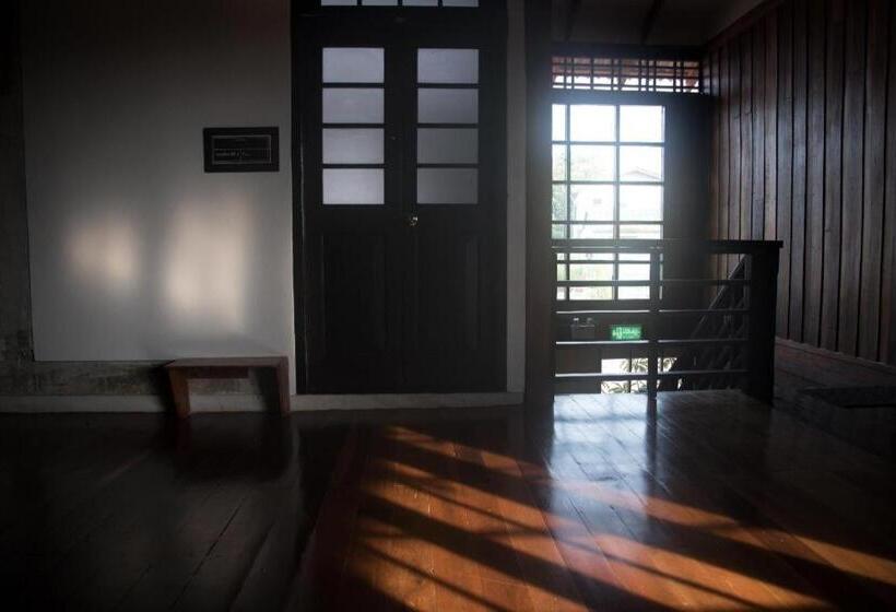 فندق Uthai Heritage