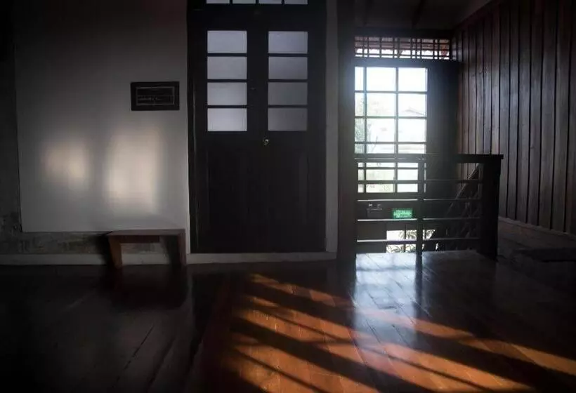 ホテル Uthai Heritage